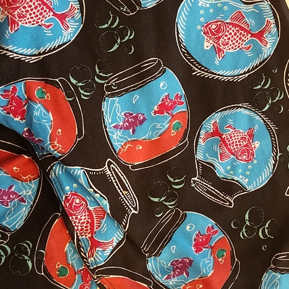 LuLaRoe Leggings Tall and Curvy TC Fish Bowl Black